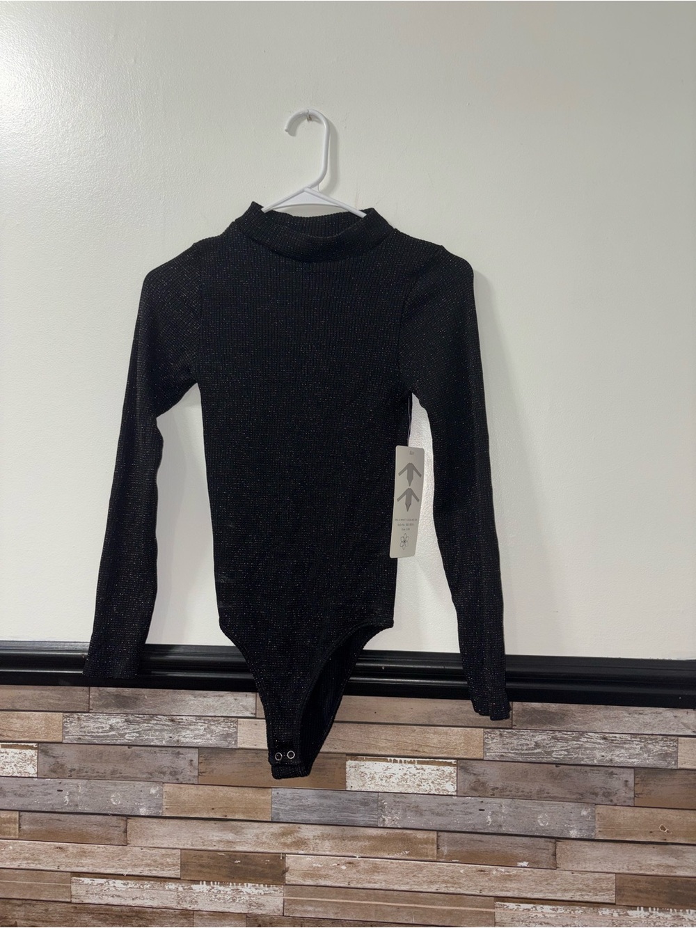 Women’s Aura Black Long Sleeve Metallic Body Suit Size Small NWT